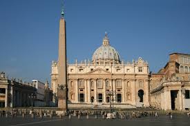 لقاء خاص جمع البابا فرنسيس بالرئيس هولاند يوم أمس في الفاتيكان!