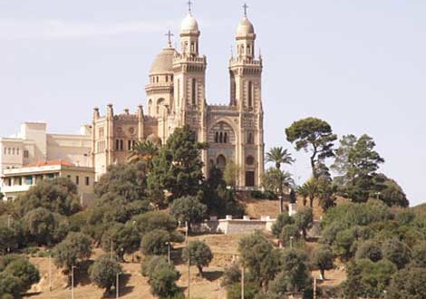 احتفاء بكنيسة القديس اوغسطين في الجزائر