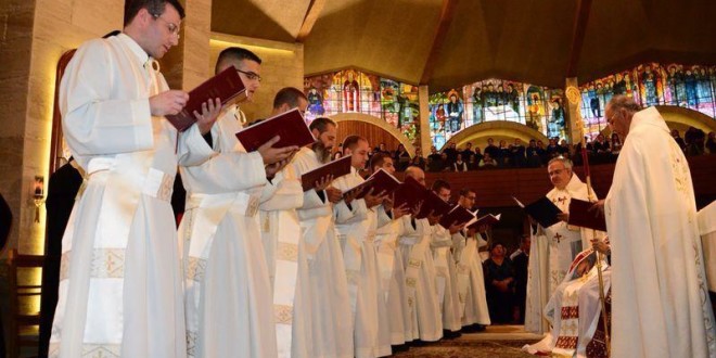 9 كهنة جدد للرهبانية اللبنانية المارونية في عنايا