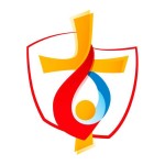 شعار يوم الشبيبة العالمي في وسطه صليب يمثل يسوع المسيح الذي هو محور اللقاء