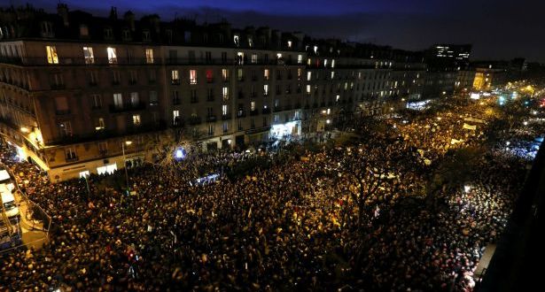 مدّ بشري من كل الألوان والأديان لم تشهد باريس مثيلاً له مسيرة تاريخية تؤذن بمرحلة جديدة ضد الإرهاب في أوروبا والعالم