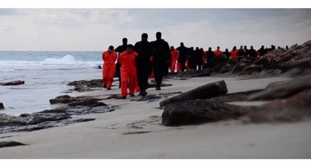 “داعش” ذبَحَ 21 قبطياً مصرياً في ليبيا والسيسي يعلن الاحتفاظ بحق الرد