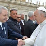 الياس المر يلتقي البابا فرنسيس