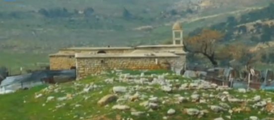 بالفيديو: كنيسة مار يوسف في جزين أصبحت زريبة تسرح بها الكلاب والمواشي