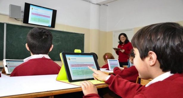 تبادل أنشطة بين مدارس من لبنان ومصر في اليوم العالمي للغة الإنكليزية