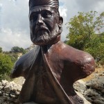 تمثال البطريرك يوحنا الحلو في وادي قنوبين