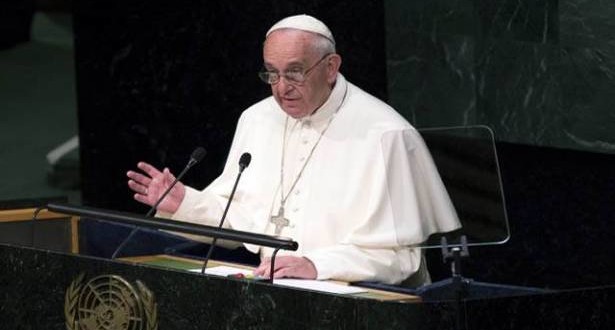البابا يحضّ زعماء العالم على المزيد لمكافحة تغير المناخ ويُطالب بحماية المضطهدين في سوريا والعراق وأفريقيا