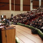 الراعي متحدثاً في احتفال إطلاق السنة الدراسية في اللبنانية. (ناصر طرابلسي)