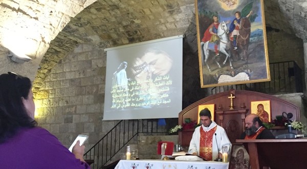 قداس في عيد الصليب في دير مار سركيس وباخوس إهدن