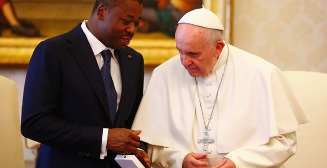 البابا فرنسيس يستقبل رئيس جمهورية توغو