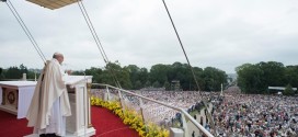البابا يوجه رسالة فيديو إلى المشاركين في زيارة الحج الدولية في ختام الاحتفال بالذكرى المئوية لظهورات فاتيما