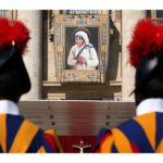 البابا فرنسيس يعلن قداسة الأم تريزا دي كالكوتا