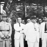 تشرين الثاني 1943 بعد إطلاق زعماء الاستقلال اللبناني في قلعة راشيا، من اليسار إلى اليمين الجنرالان سبيرز وكاترو، حميد فرنجية وبشارة الخوري وصبري حمادة ورياض الصلح.