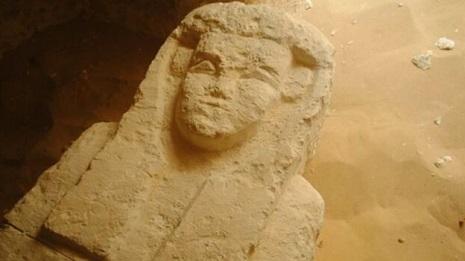مصر تكتشف 3 مقابر جديدة عمرها ألفا عام