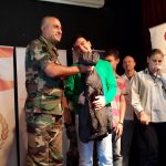 توزيع معاطف وحقائب مدرسية لطلاب المدرسة اللبنانية للضرير والاصم في اطار برنامج التعاون العسكري المدني