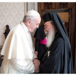 البابا يستقبل بطريرك القدس للروم الأرثوذكس