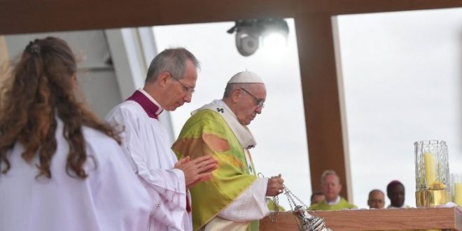 البابا فرنسيس يختتم اللقاء العالمي للعائلات في دبلن