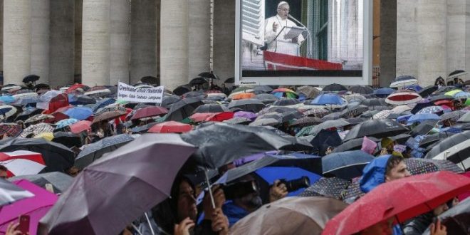 البابا فرنسيس يتحدث عن أهمية أن يحب المؤمن الله والقريب