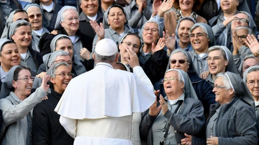 البابا فرنسيس: نحن بحاجة لمكرّسين شجعان يفتحون دروبًا جديدة