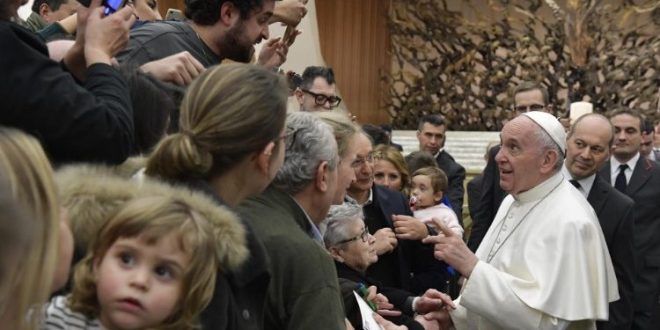 في مقابلته العامة مع المؤمنين البابا فرنسيس يتحدث عن زيارته الرسولية إلى الإمارات العربية المتحدة