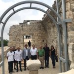 جولة للقيمين على مشروع ترميم الكنائس التاريخية في كنائس منطقة جبيل