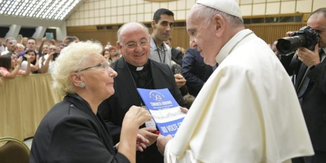 البابا فرنسيس يستقبل أعضاء جماعة “Abramo” في الذكرى الثلاثين لتأسيسها