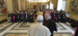 البابا فرنسيس يستقبل المشاركين في مؤتمر دولي حول الكنيسة والموسيقى