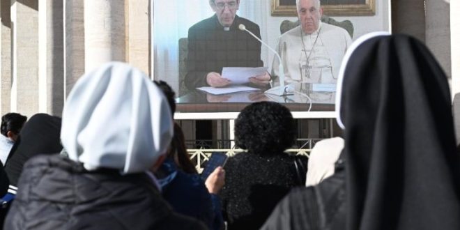 البابا يتحدث عن زمن المجيء مسلطاً الضوء على معنى السهر المسيحي