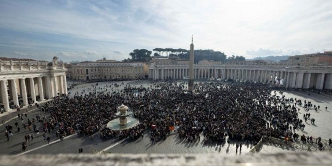 البابا فرنسيس: الحرب جريمة ضد الإنسانية ويجب التربية من أجل السلام