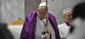البابا فرنسيس يحتفل برتبة تبريك الرماد ويفتتح زمن الصوم المبارك