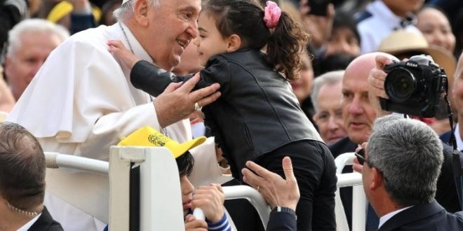 في مقابلته العامة البابا فرنسيس يتحدّث عن فضيلة الاعتدال