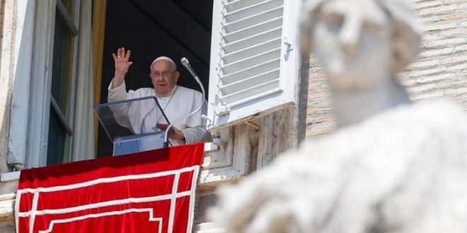 البابا فرنسيس في كلمته: لتساعدنا العذراء مريم كي نكون شفوقين إزاء الآخرين
